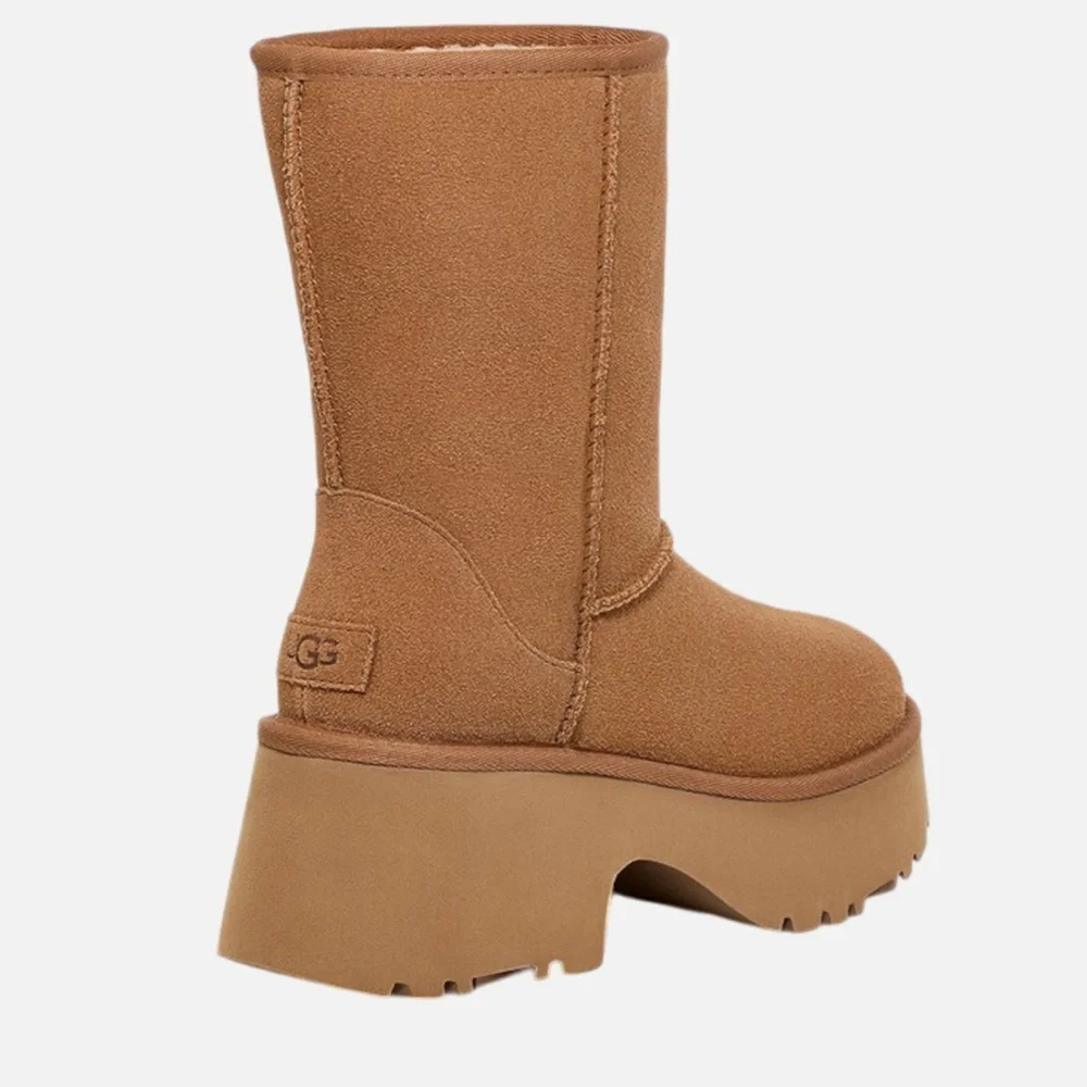 New UGG
Womens Classic Short New Heights Boots - Chestnut - Picture 4 of 12